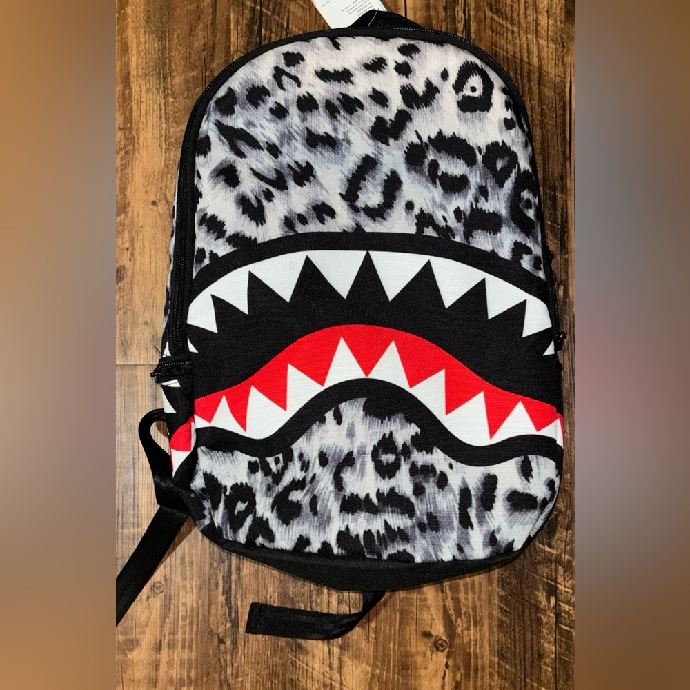 Running Tiger Men’s Backpack